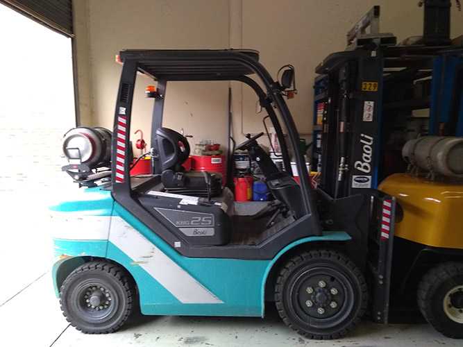 Jabek Forklifts, scissor lift hire, forklift hire, forklift, scissor lift, pallet mover, walkie stacker, LPG, electric, diesel